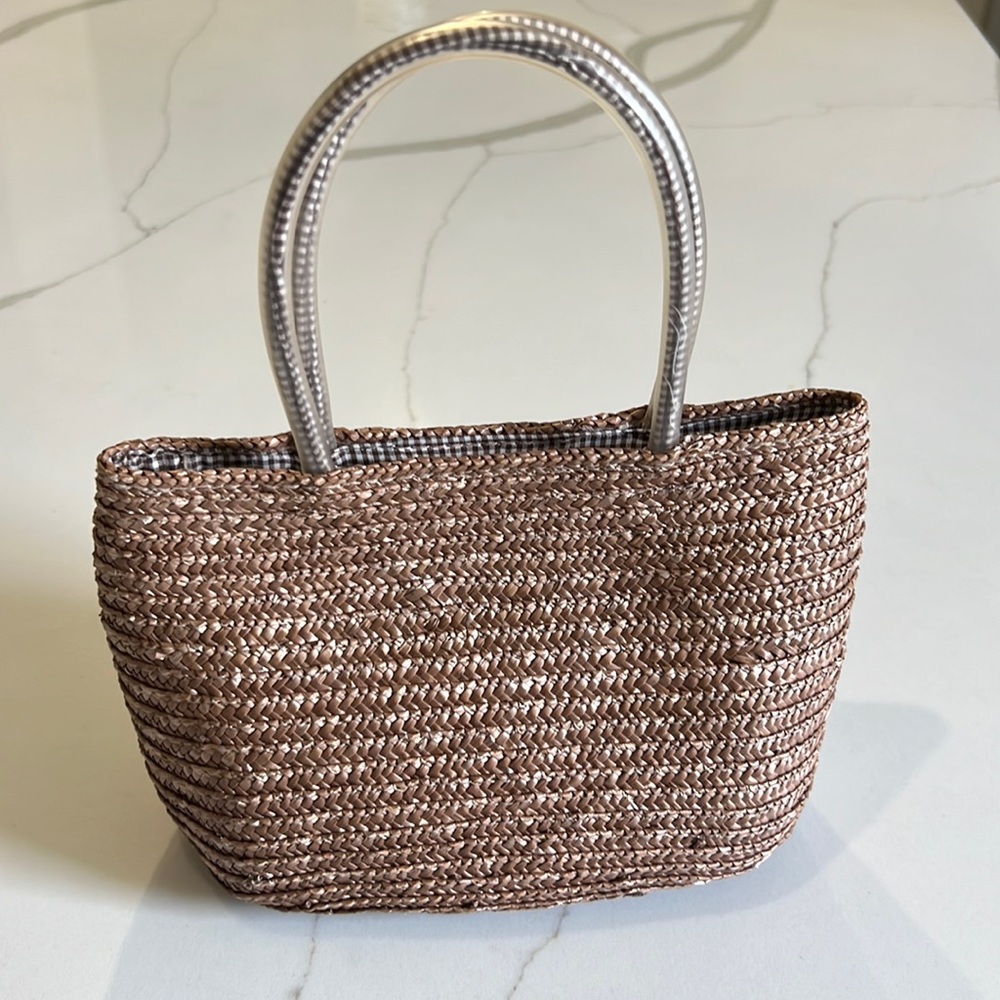Small cocoa straw bag